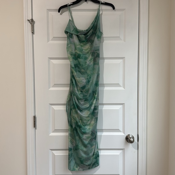 BRUNCH IN LONDON MESH MIDI DRESS GREEN - Hello Molly size US 6 - Picture 2 of 3